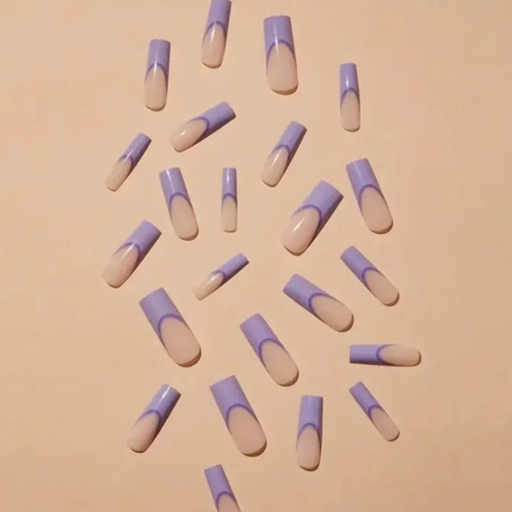 24 Pieces Fake Press On Nails